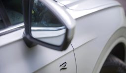 Volkswagen Touareg R-Line full