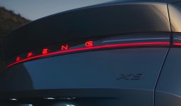 XPENG X9 AWD Performance full