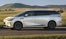 XPENG X9 AWD Performance full