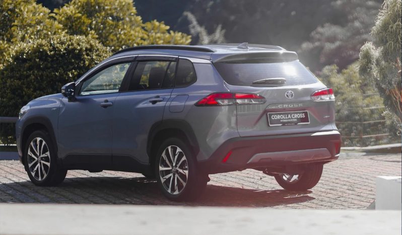 Toyota Corolla Cross full