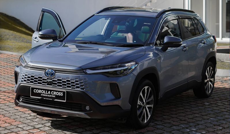 Toyota Corolla Cross full