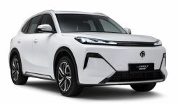 emas7-phev-premium-1