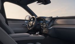Volvo XC90 Core B5 AWD Mild Hybrid full