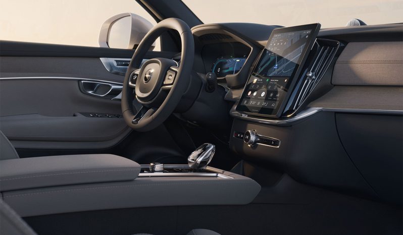 Volvo XC90 Core B5 AWD Mild Hybrid full
